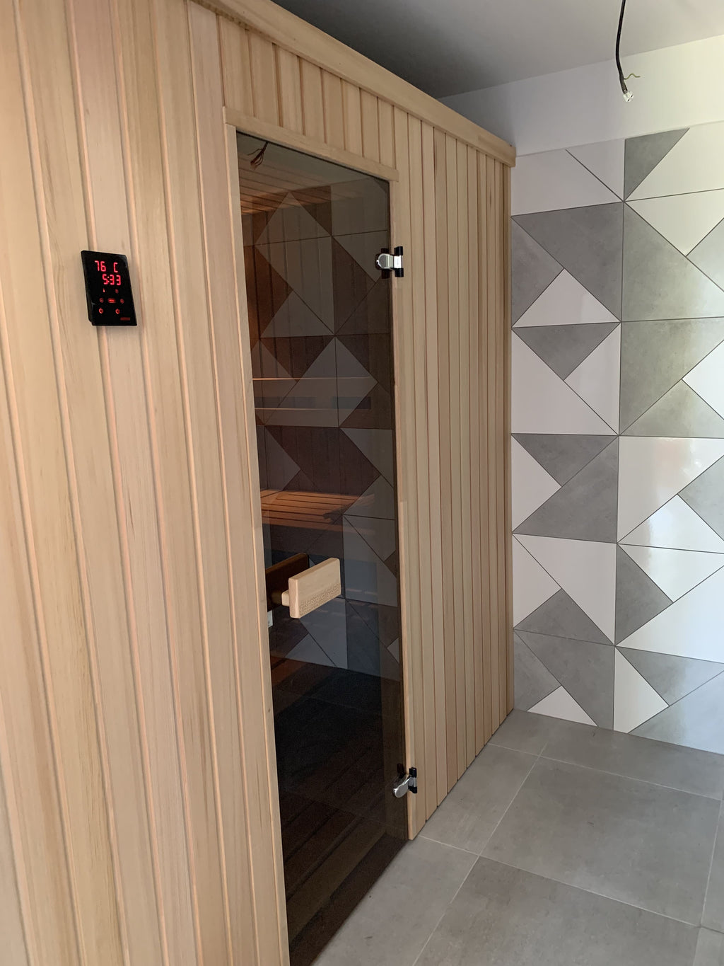 Finská sauna - červený cedr 200x170 cm