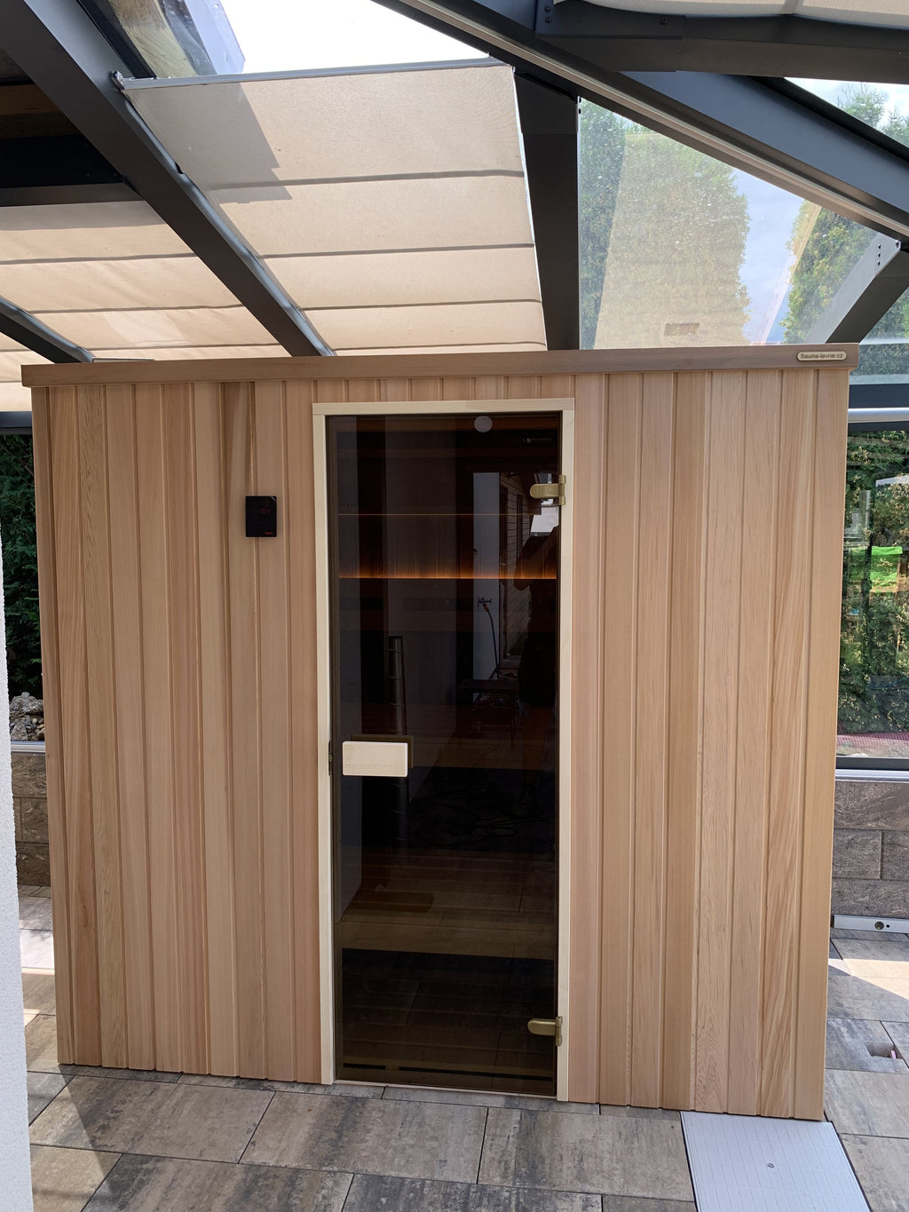Finská sauna - červený cedr 200x170 cm