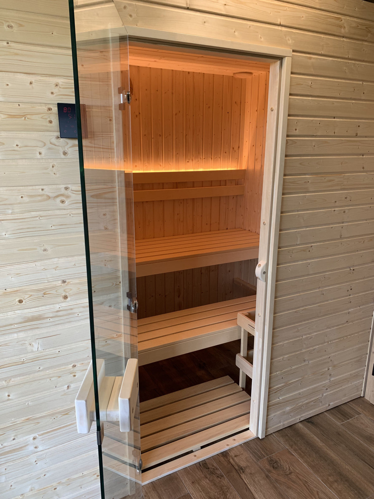 Smrková finská sauna - 200x170 cm